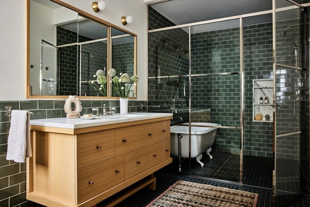 Best 20 Modern Bathroom Tiles Designs in 2025